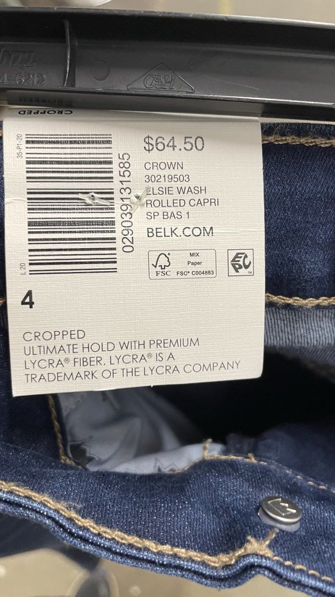 Crown & Ivy Women's Blue Elsie Wash Raw Hem Cropped Capri Jeans Size 4 NWT