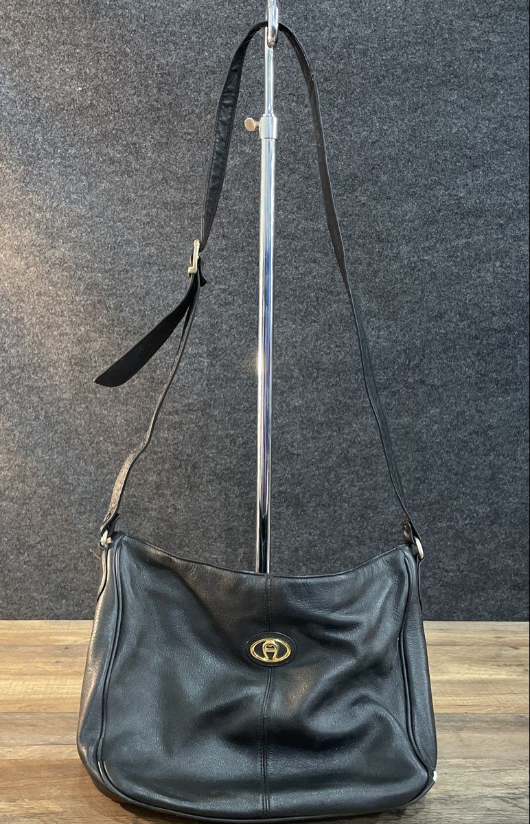 Vintage Etienne Aigner Black Leather Crossbody Shoulder Bag Gold Tone Hardware