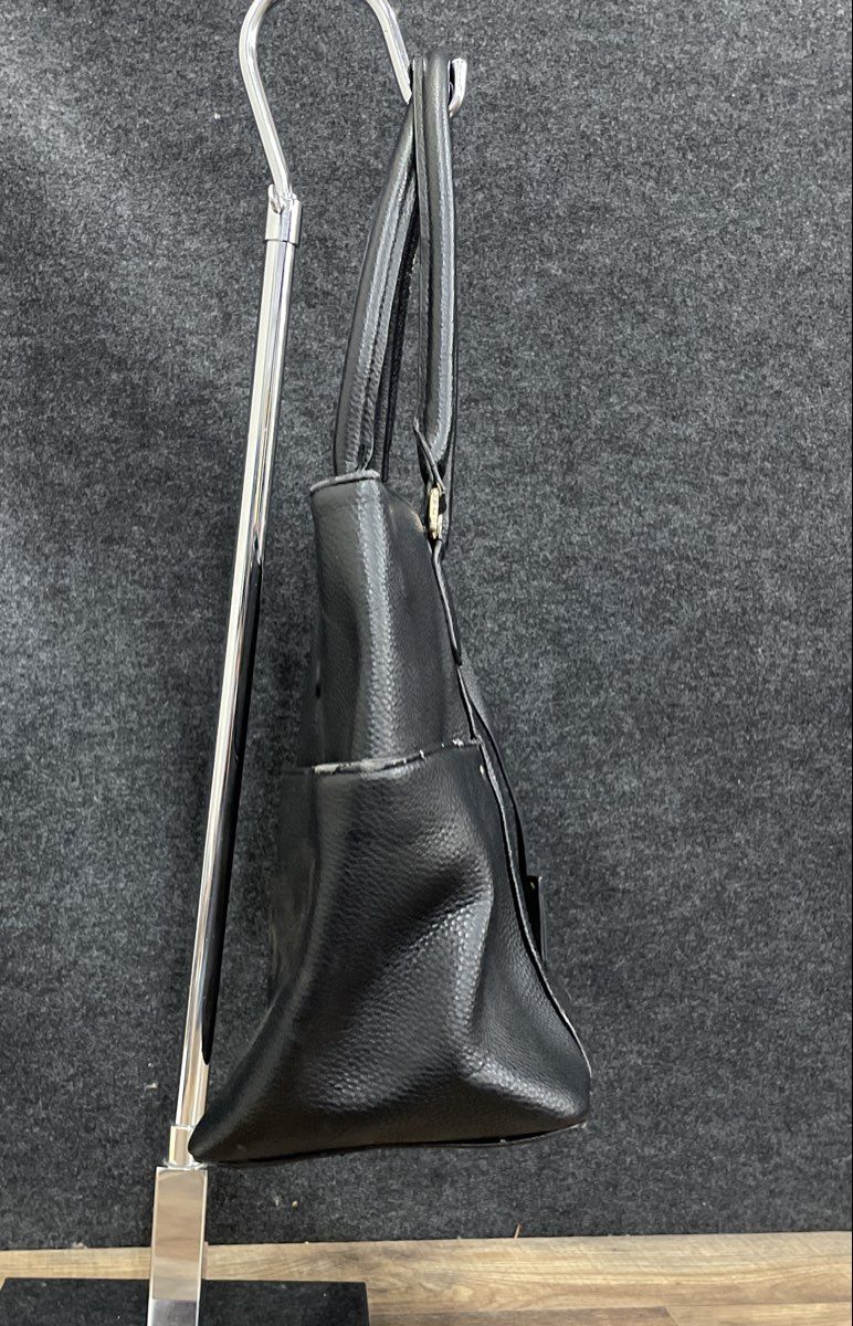 Signature Black Leather Pebbled Tote Bag Large Gold Hardware Side Pockets