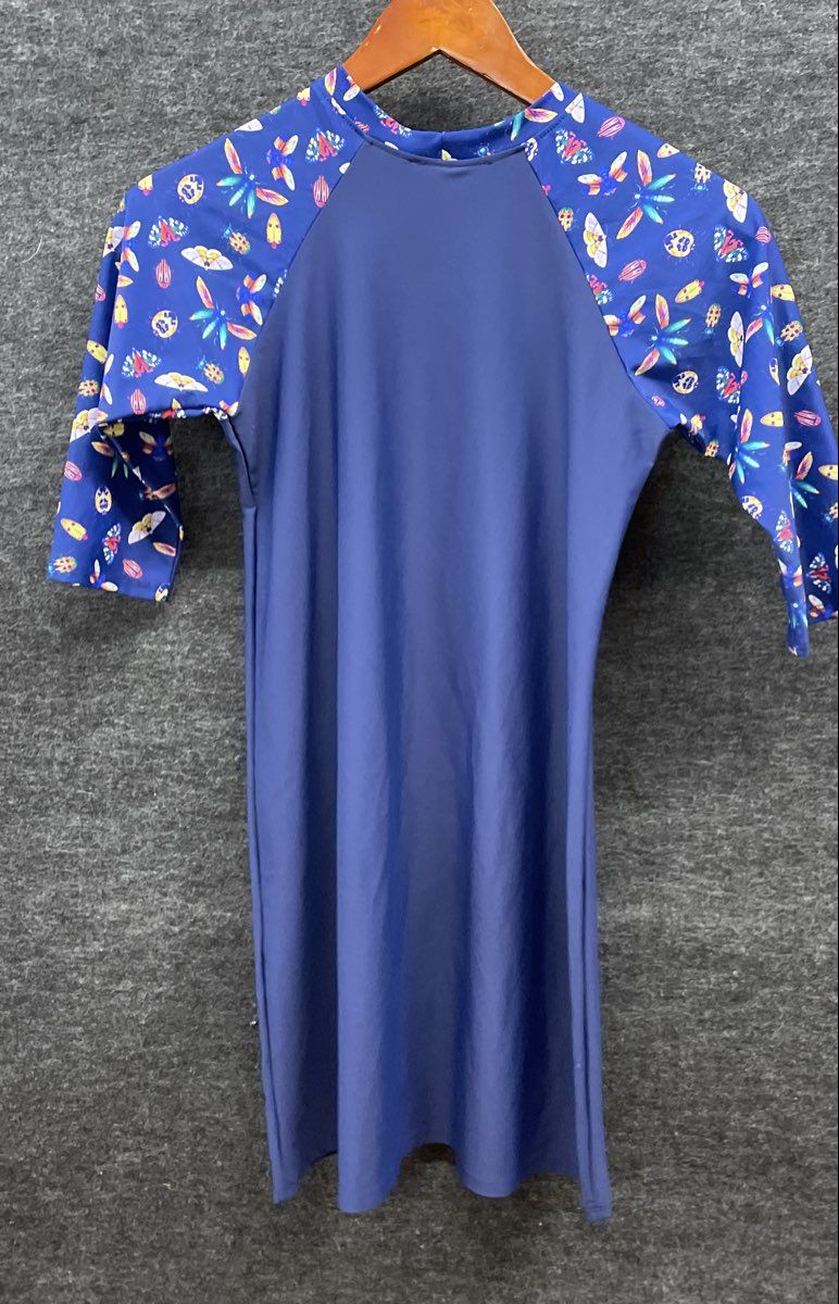 Silvertail Swimwear Blue Swim Shirt Insect Bug Print Raglan Sleeve NWT Sz M