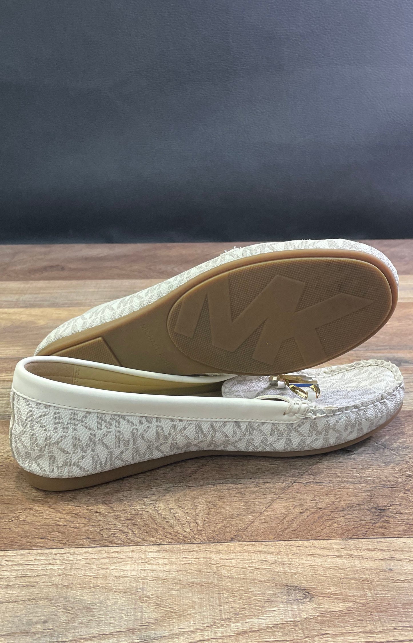Michael Kors Lillie Moc Vanilla Signature Logo Women's Moccasin Flats Size 7.5