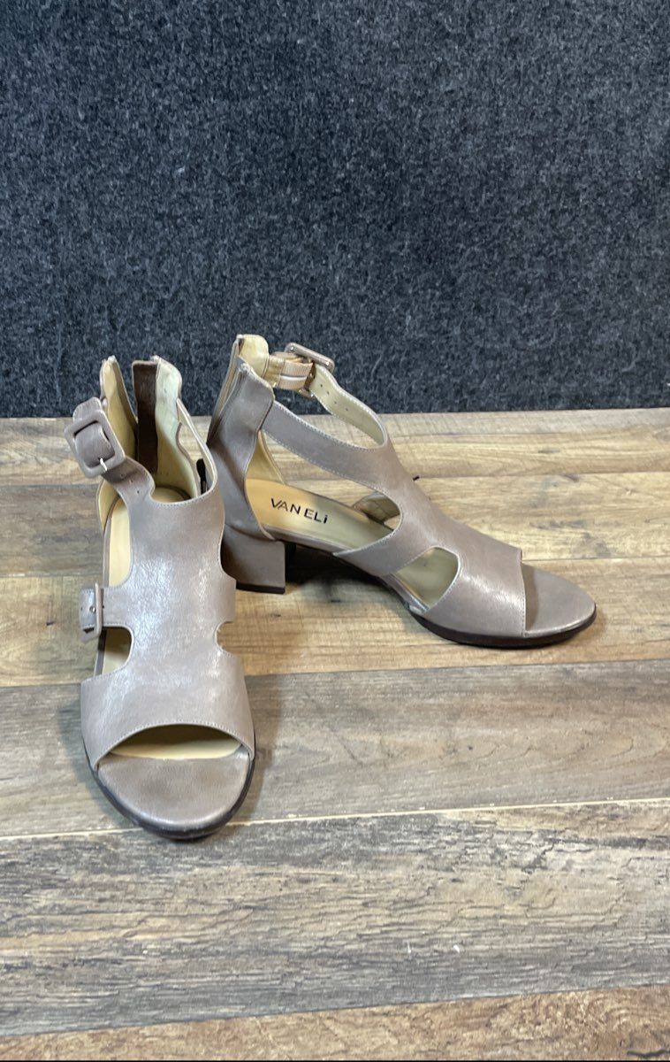 Vaneli Oread Tortora Taupe Leather Block Heel Sandals Women's Size 7.5 N