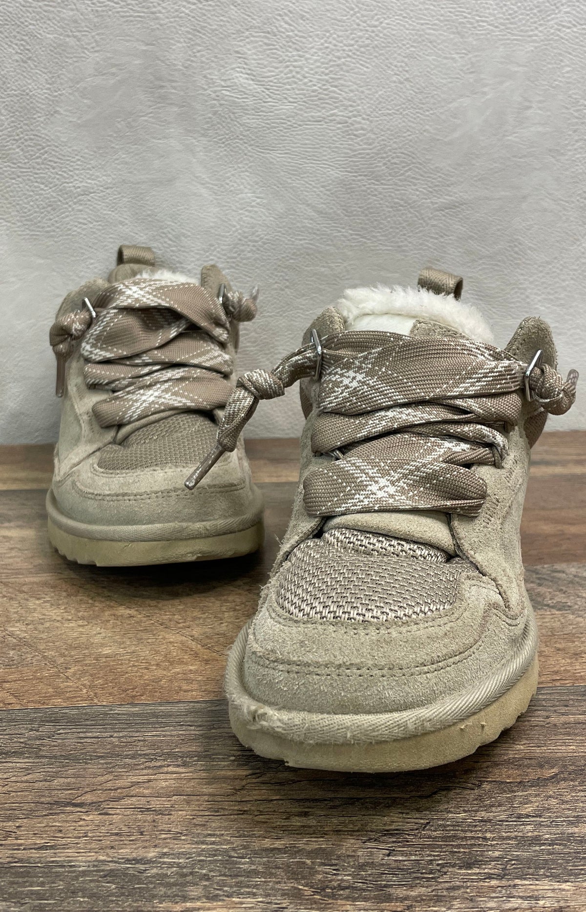 Ugg Marin Lace Beige Suede Mesh Platform Sneakers Size 5