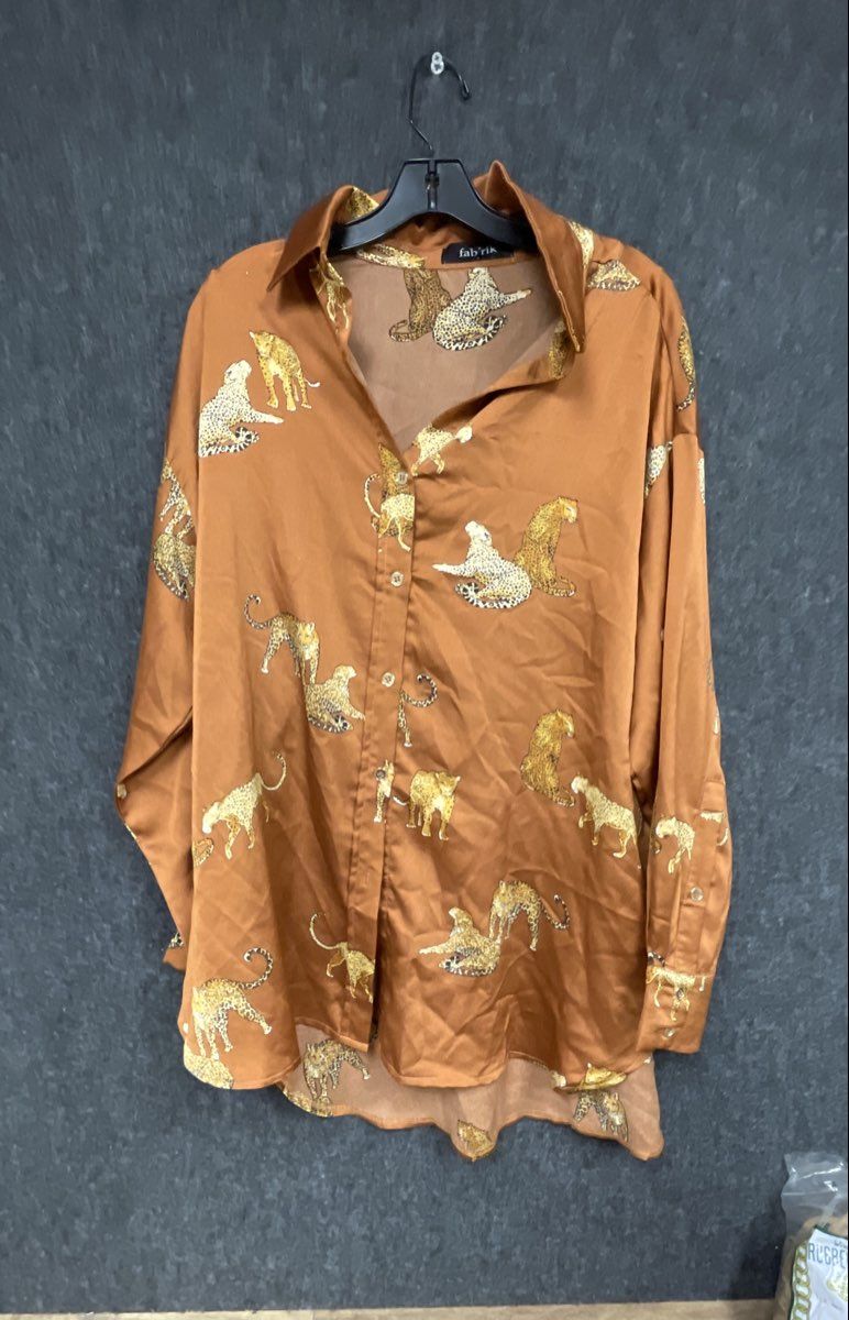 fab'rik Women's Button Down Shirt Rust Orange Satin Leopard Animal Print Sz L