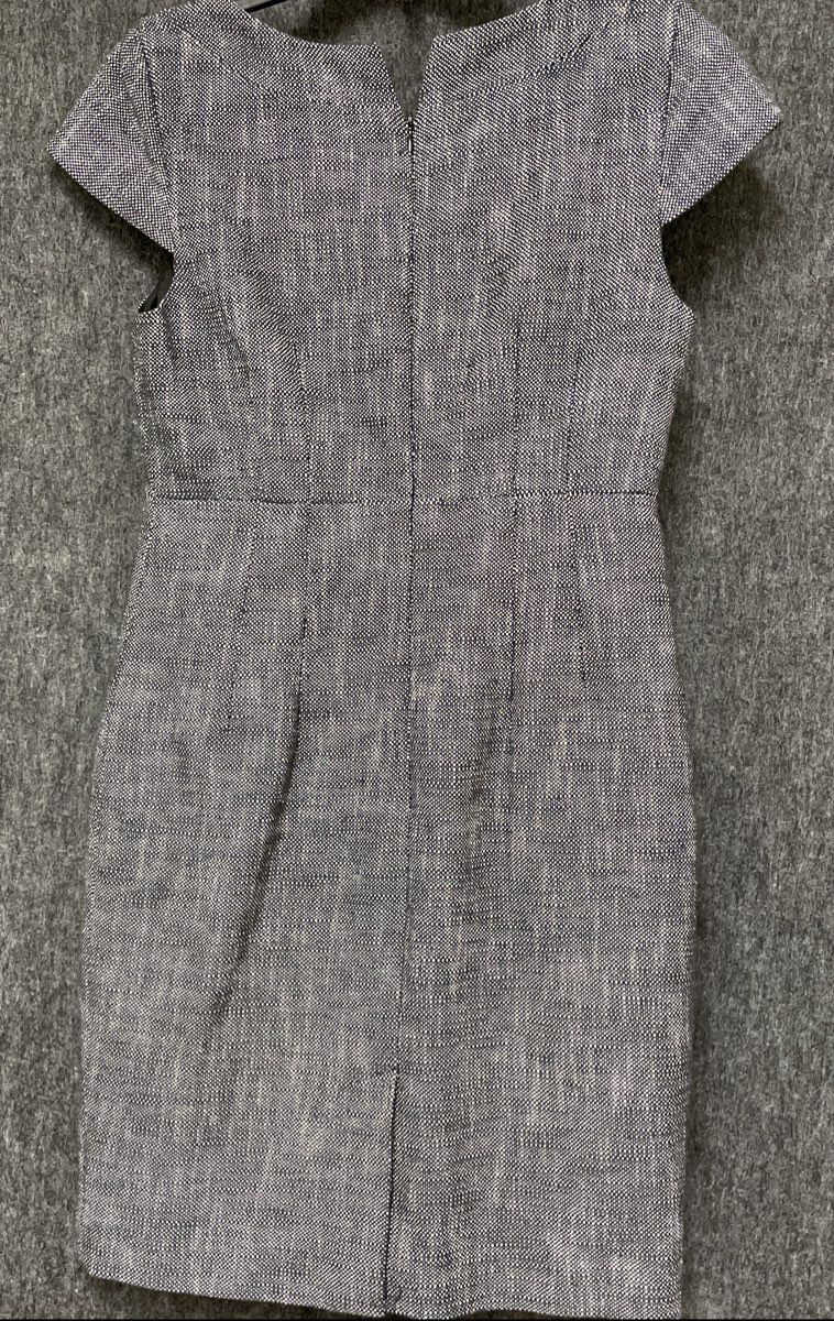Banana Republic Women's Grey Italian Fabric V-Neck Sheath Dress Size 8