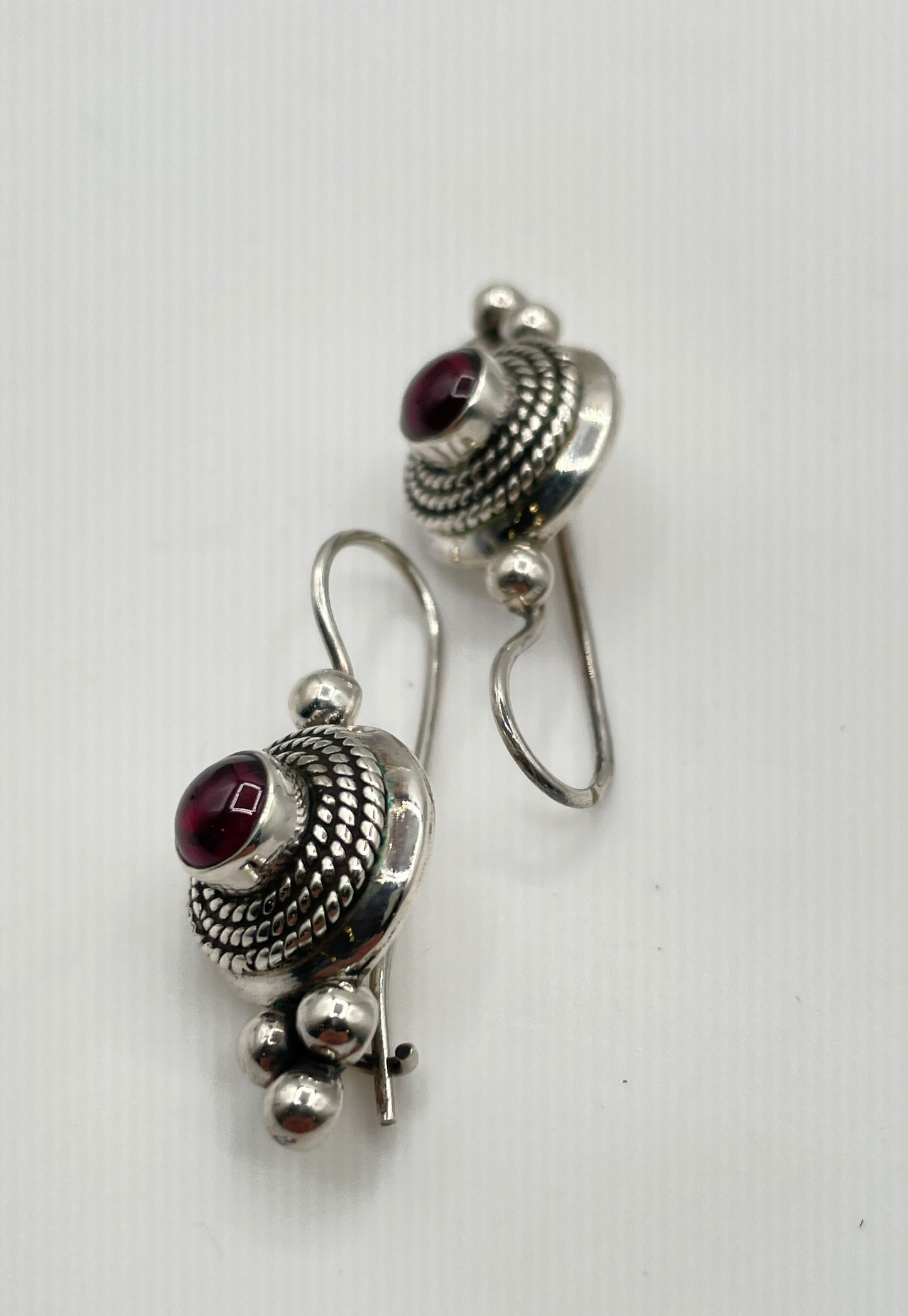 925 Sterling Silver Garnet Balinese Style Drop Hook Latch Earrings 8.8g