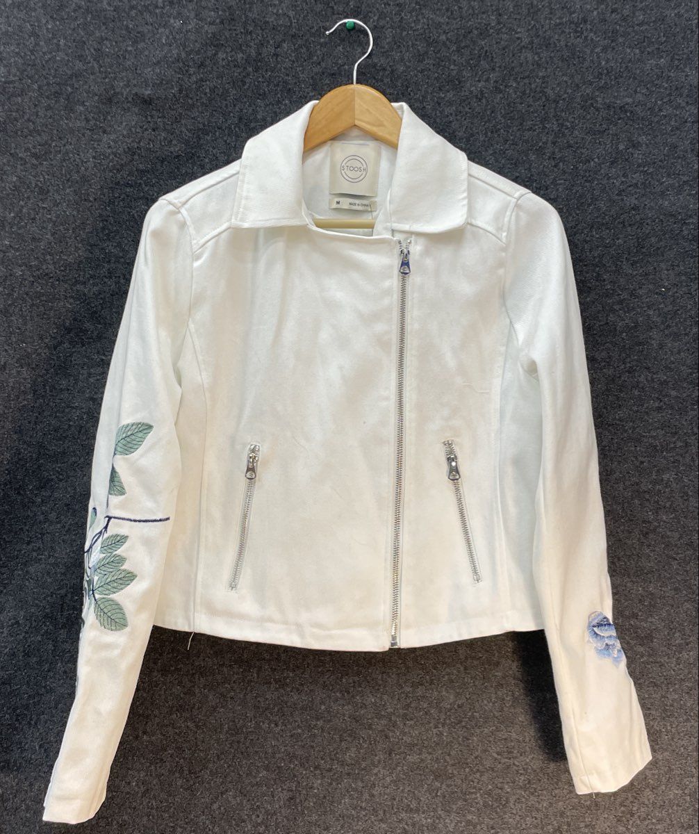 Stoosh Women's White Floral Embroidered Asymmetric Zip Faux Moto Jacket NWT M