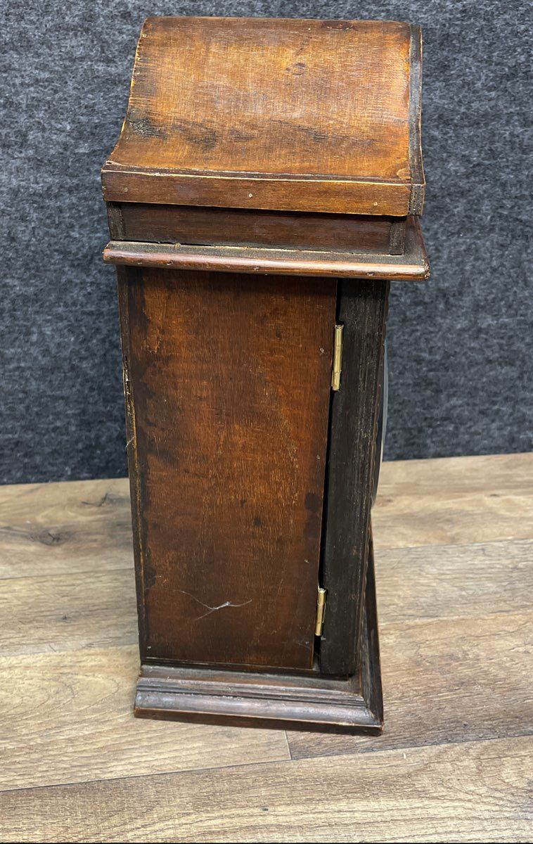 Vintage Traditional Wooden Mantel Clock Bonnet Top Quartz Battery Operated