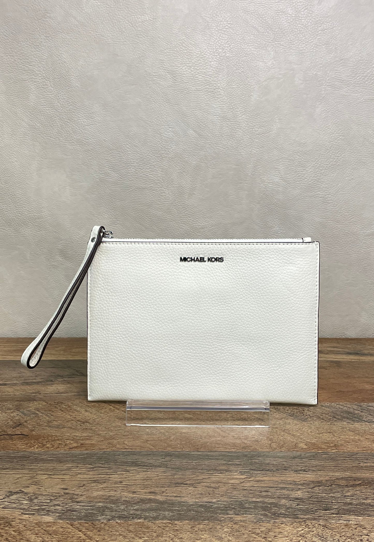 Michael Kors White Pebbled Leather Large Flat Wristlet Pouch Silver Hardware