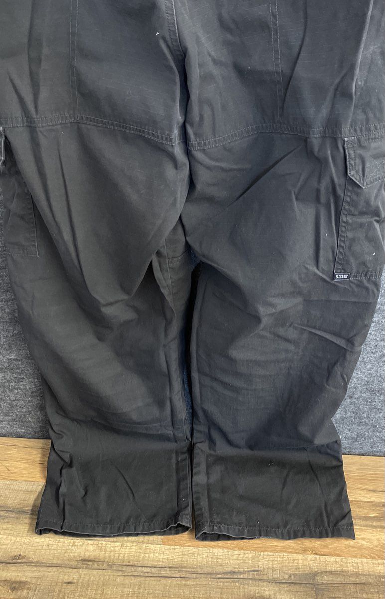 5.11 Tactical Men's Black Ripstop Cargo Pants Utility Strap Size 36x32