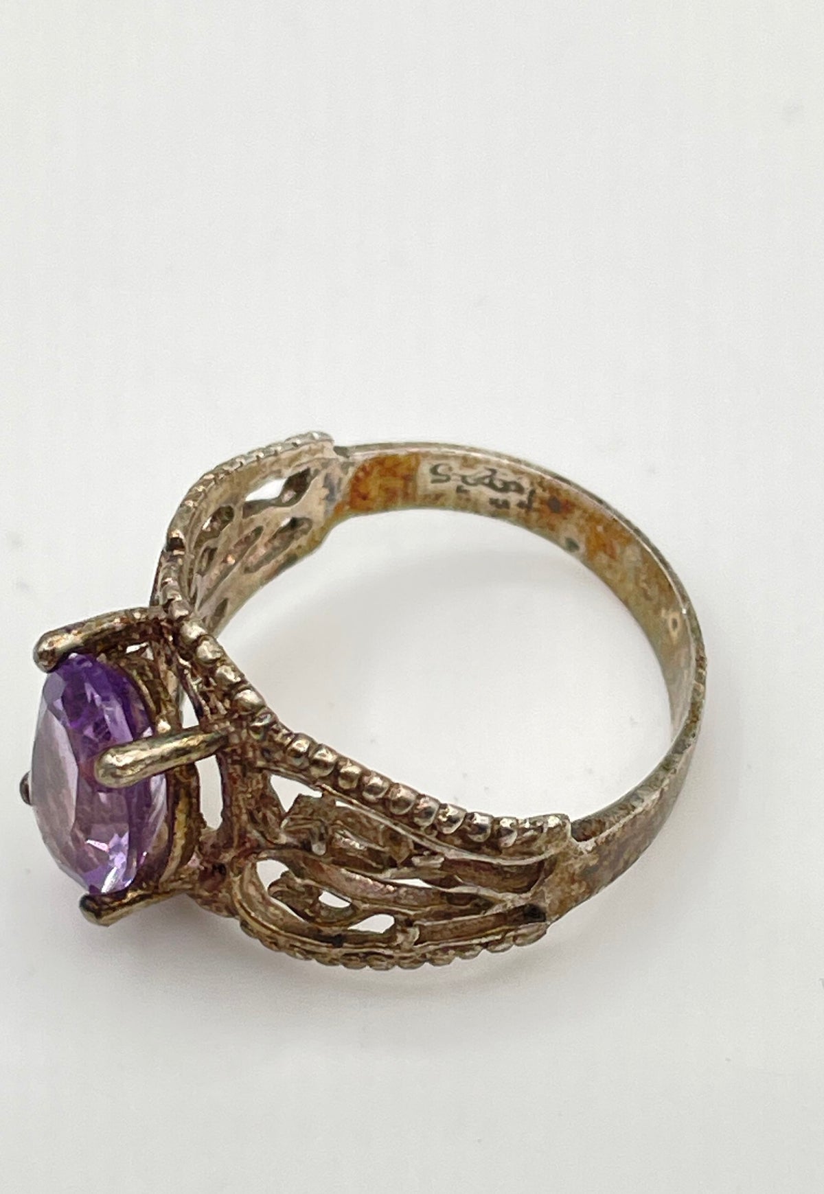 925 Sterling Silver Oval Amethyst Openwork Filigree Band Ring 3.1g