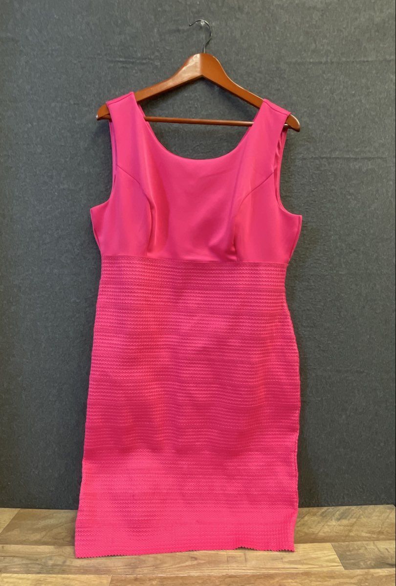 New York & Company Women's Pink Textured Sheath Dress Sleeveless Sz XL NWT