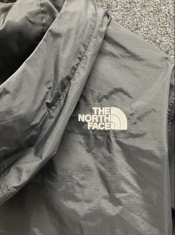 The North Face Men's Windbreaker Jacket Black White Colorblock Hooded Sz S