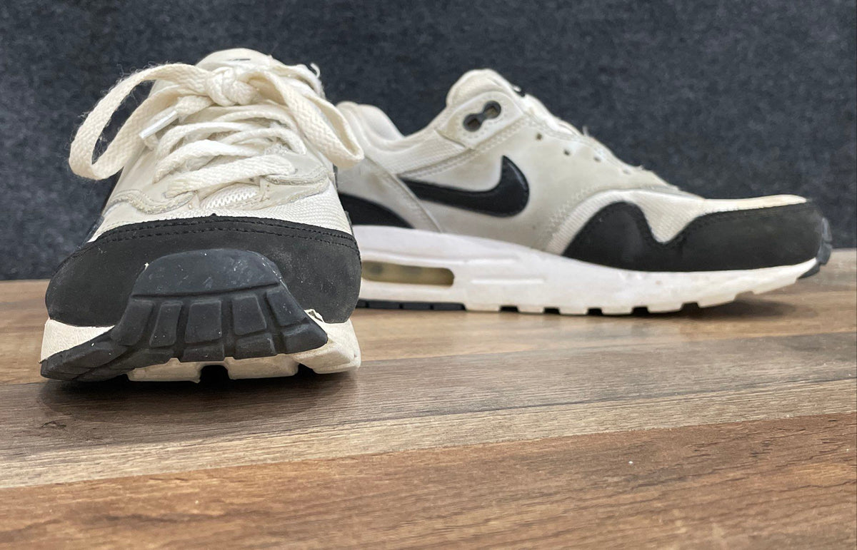 Nike Air Max 1 White Black Grey Boys Sneakers Size 4.5Y