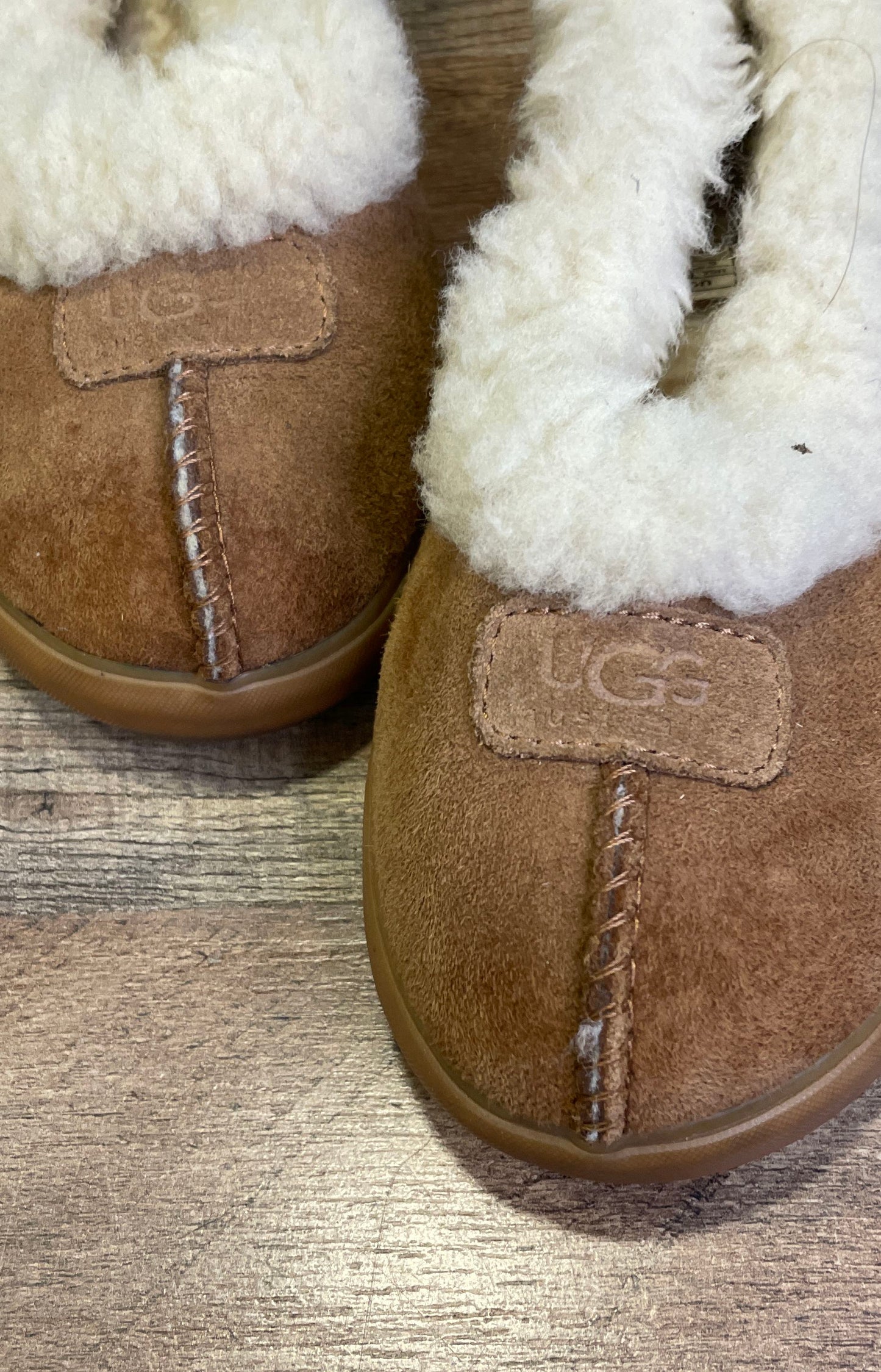 UGG Rylan Chestnut Suede Sheepskin Slippers Women's Size 6