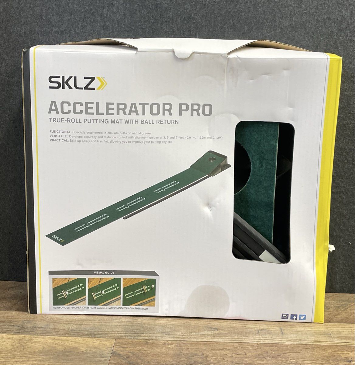 Sklz Accelerator Pro True-Roll Golf Putting Mat with Ball Return System