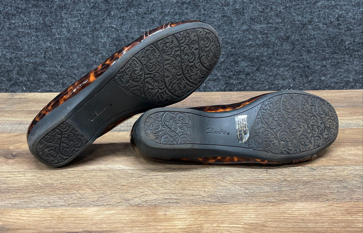 Clarks Collection Brown Tortoiseshell Patent Ballet Flats Women's Size 7.5 M