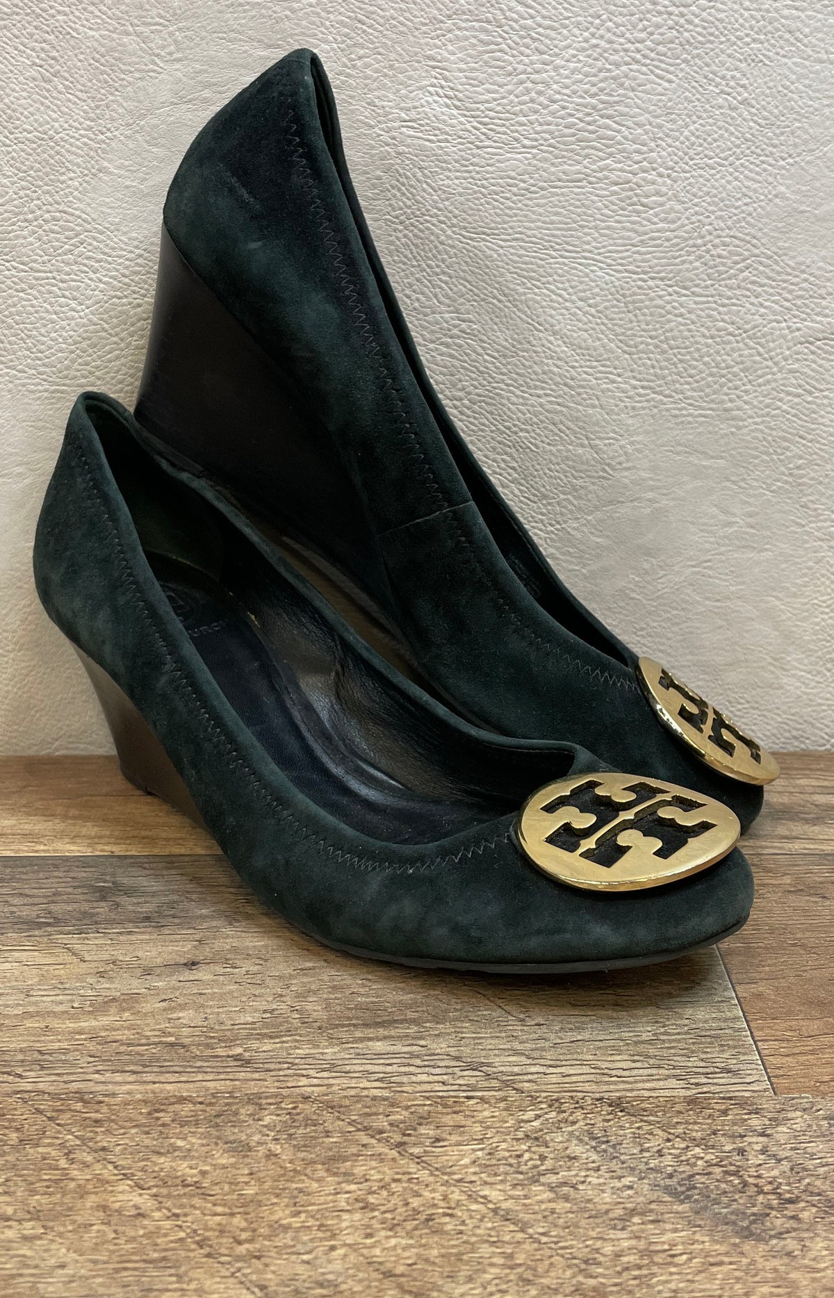 Tory Burch Black Suede Gold Logo Medallion Wedge Pumps Shoes Size 9.5M
