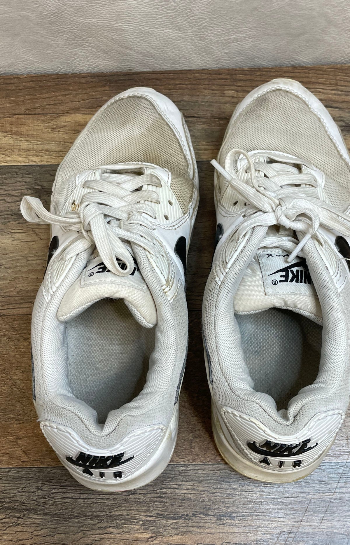Nike Air Max 90 White Black Women's Sneakers Size 9