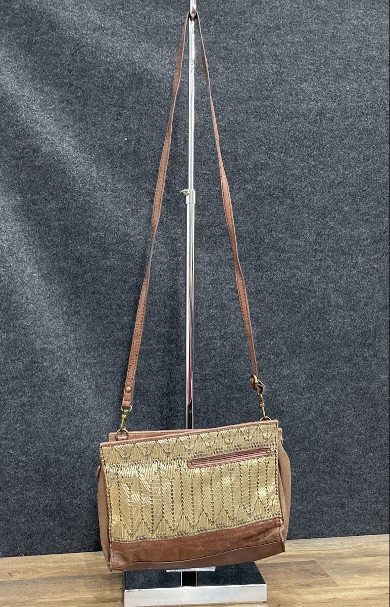 The Sak Brown Leather Gold Metallic Woven Chevron Crossbody Purse Bag