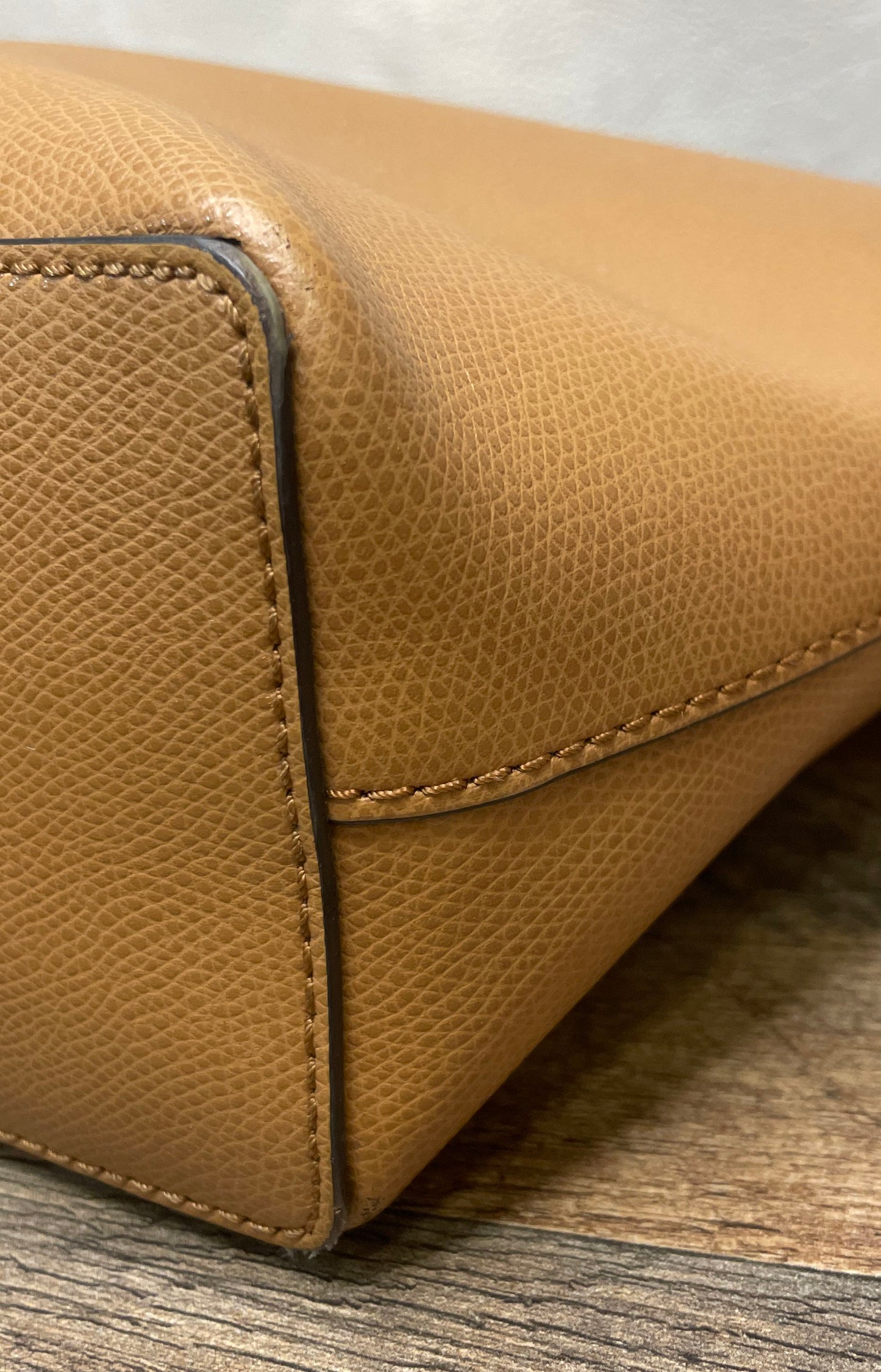 Michael Kors Brown Pebbled Leather Tote Handbag Gold Hardware