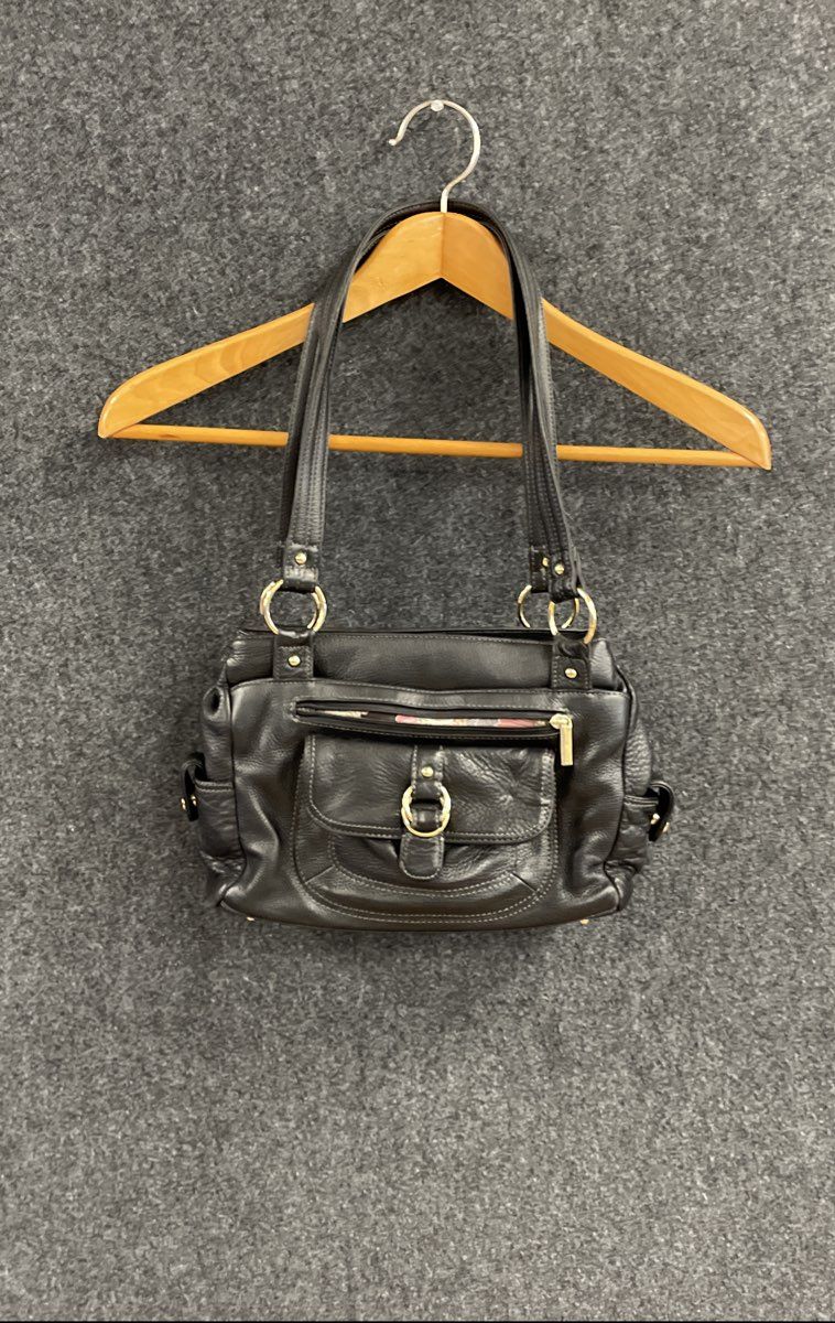 Stone Mountain Black Pebbled Leather Shoulder Bag Handbag Gold Hardware