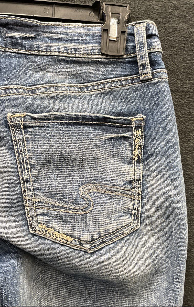 Silver Jeans Suki Capri Jeans Women’s W28 Blue Cotton Stretch Causal