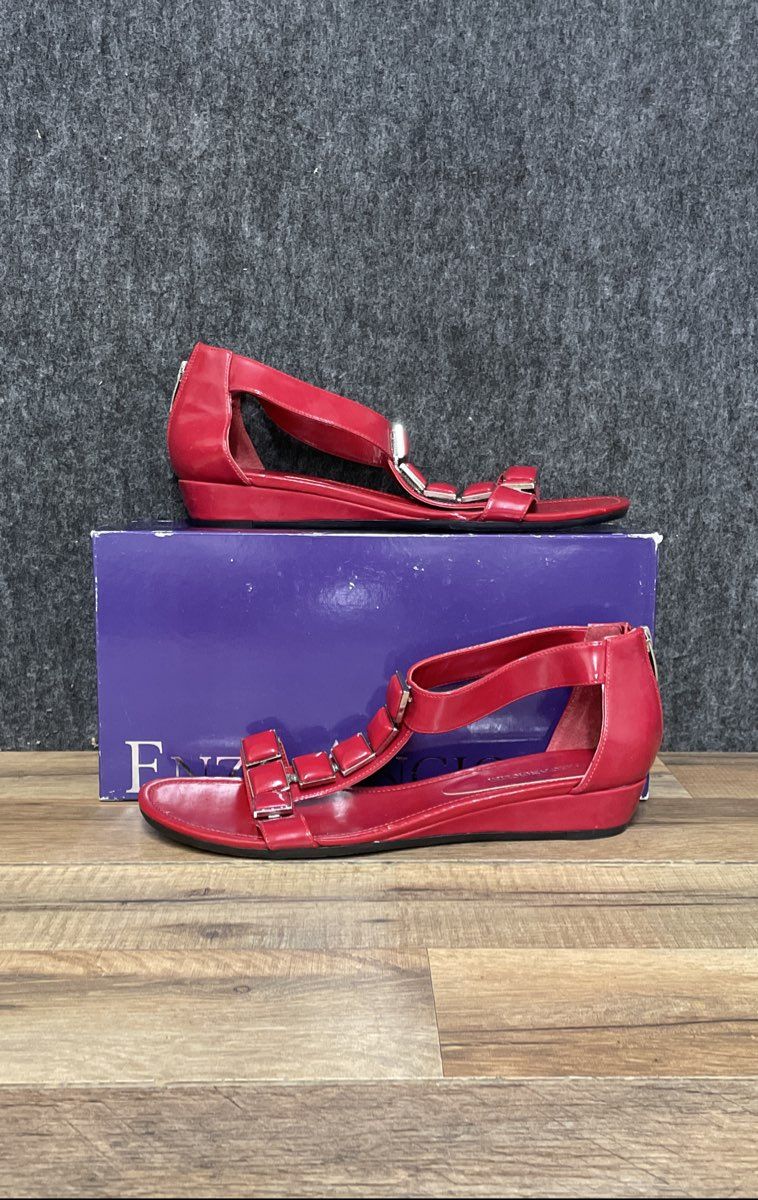 Enzo Angiolini Bright Red Patent T-Strap Embellished Wedge Sandals Size 9.5 M