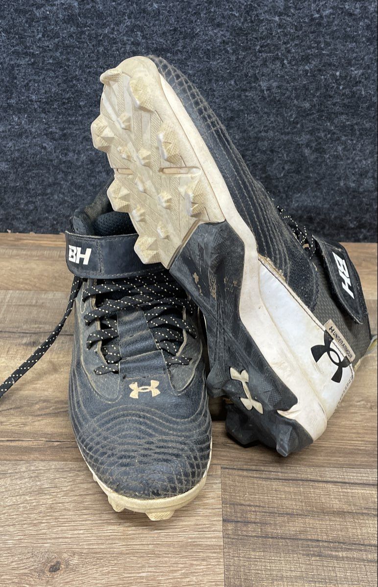 Under Armour Harper 7 Black White Mid RM Baseball Cleats Size 7.5