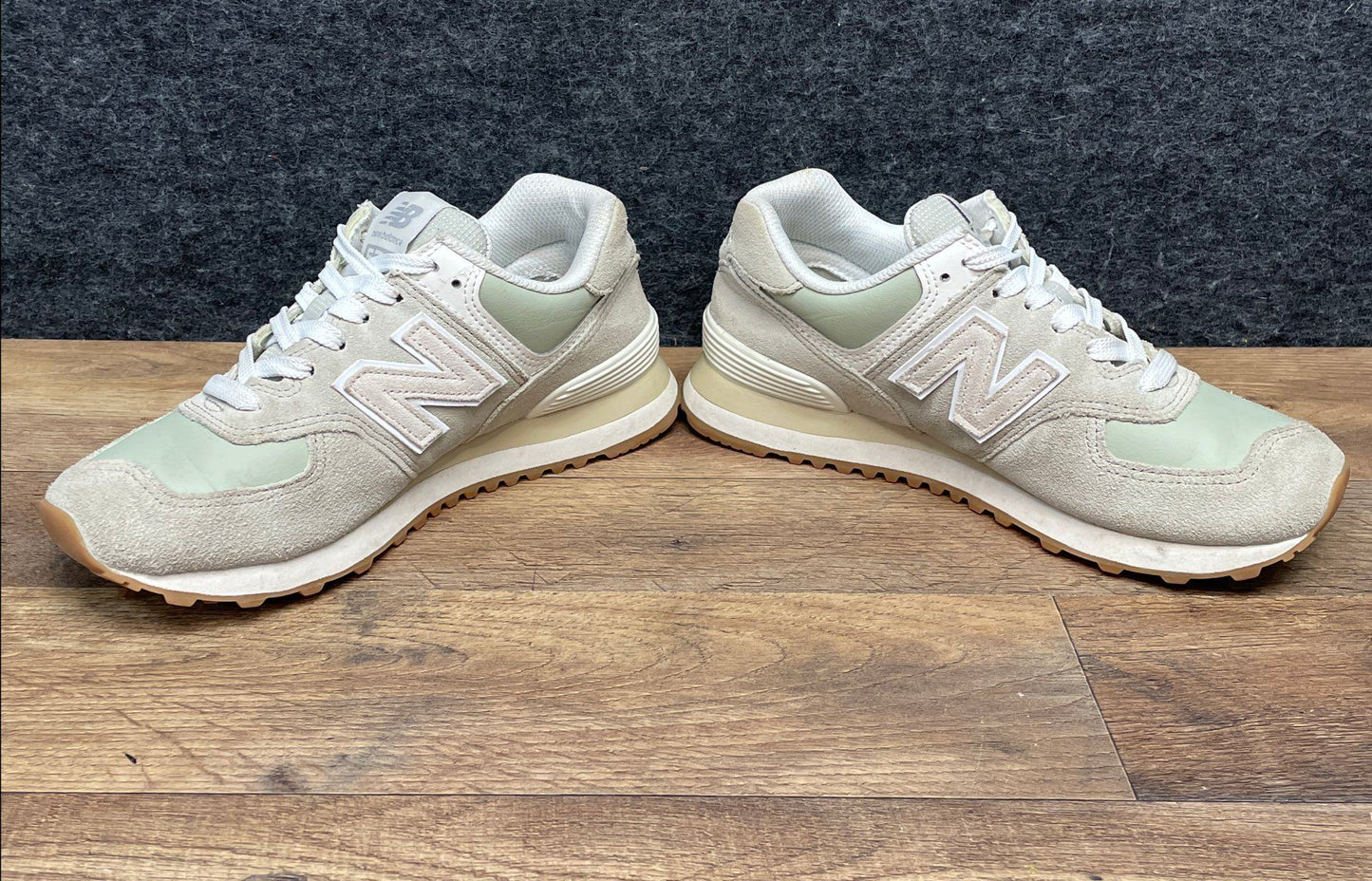 New Balance 574 Sage Off White Women's Sneakers Size 7 WL574QD2