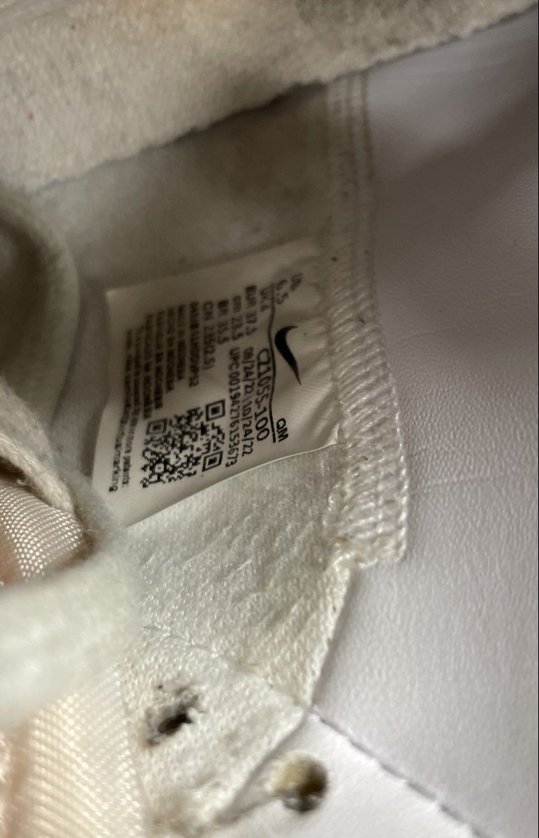 Nike Blazer Mid '77 Vintage White Black Women's Sneakers Size 6.5