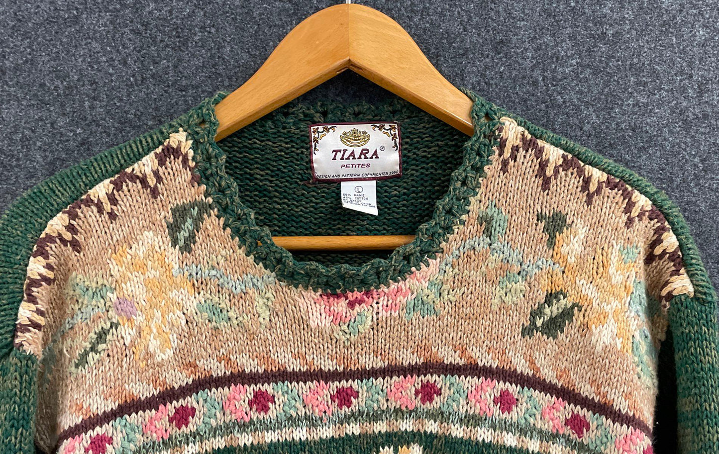 Vintage 90s Tiara Petites Women's Green Floral Knit Ramie Cotton Sweater Sz L