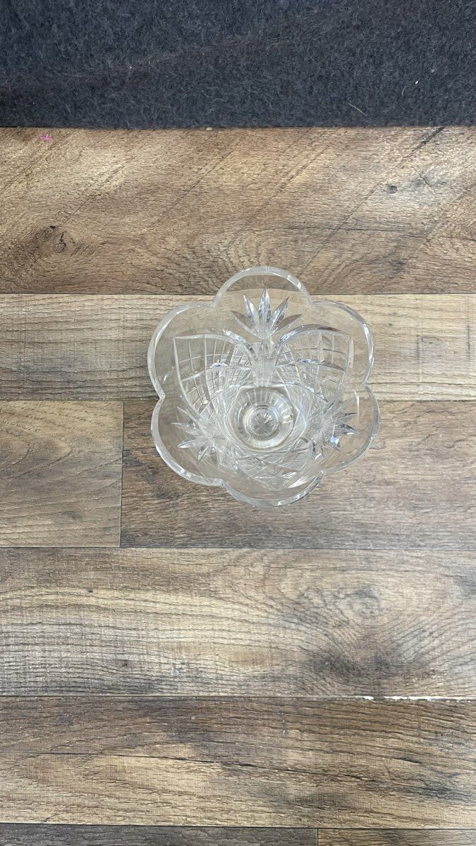 Crystel Cathedral Suite Pattern Glass Vase