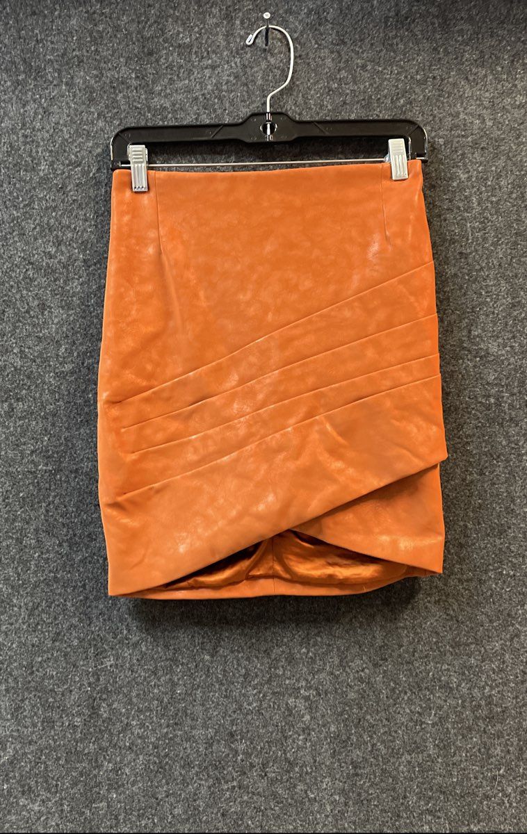 Guess Women's Orange Faux Leather Asymmetrical Pleated Wrap Mini Skirt Sz XS