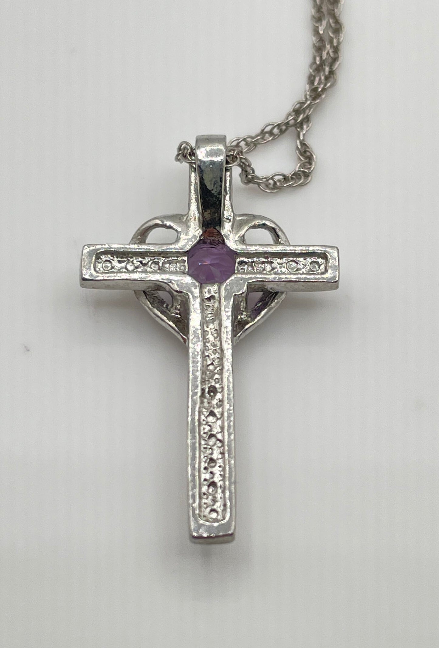 925 Sterling Silver Amethyst Cross Pendant Necklace 3g