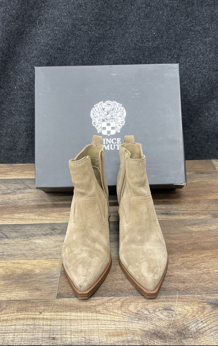 Vince Camuto Briyeonda Tan Suede Pointed Toe Ankle Boots Women's Size 7.5