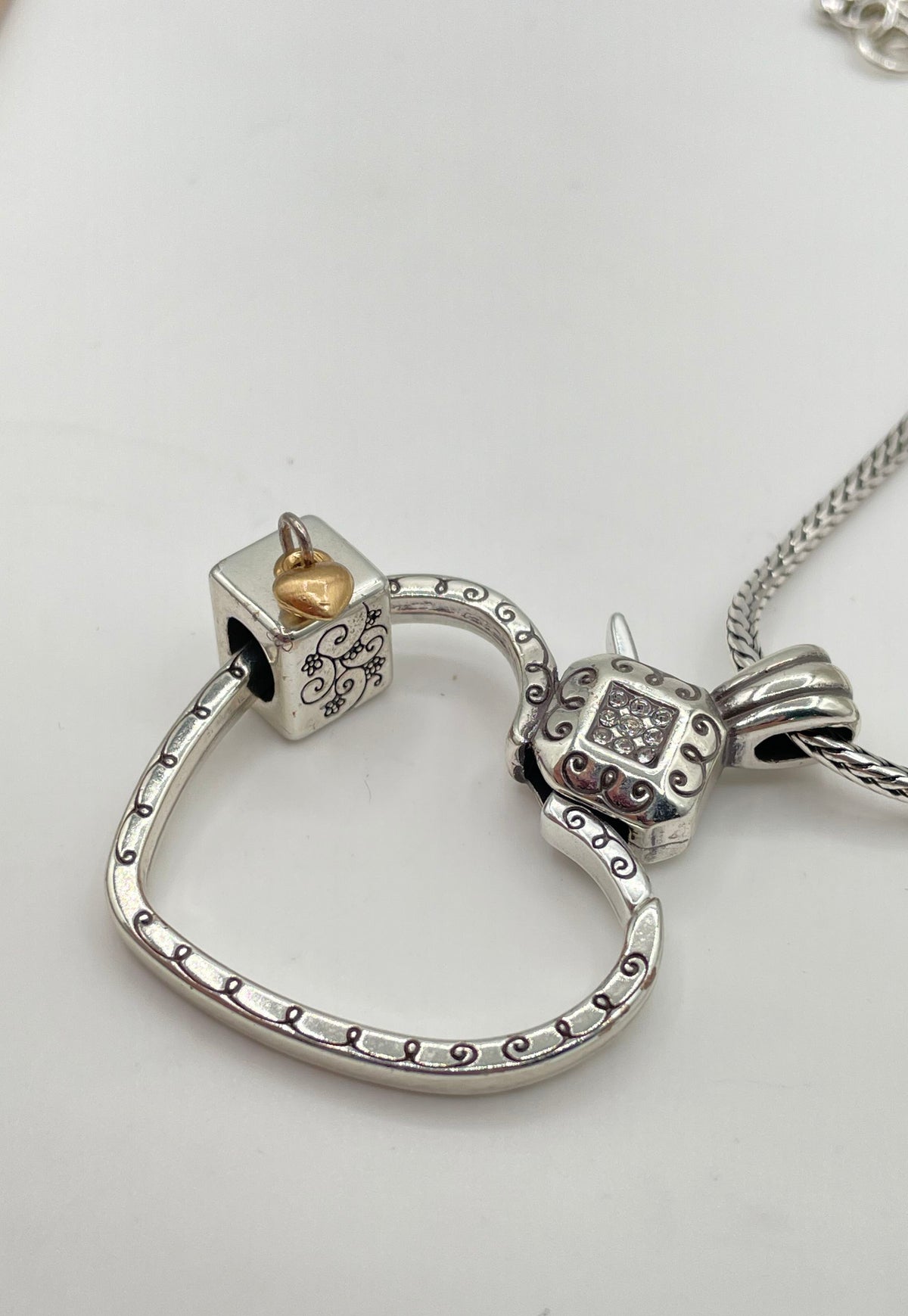 Brighton Silver Tone Squeeze Me Heart Lever Necklace W/ Two-Tone Charm 28g