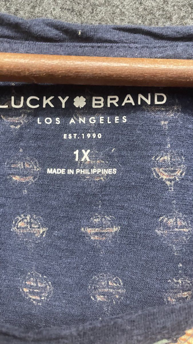 Lucky Brand Women's Blue Carpet Tee Graphic T-Shirt Boho Top Size 1X