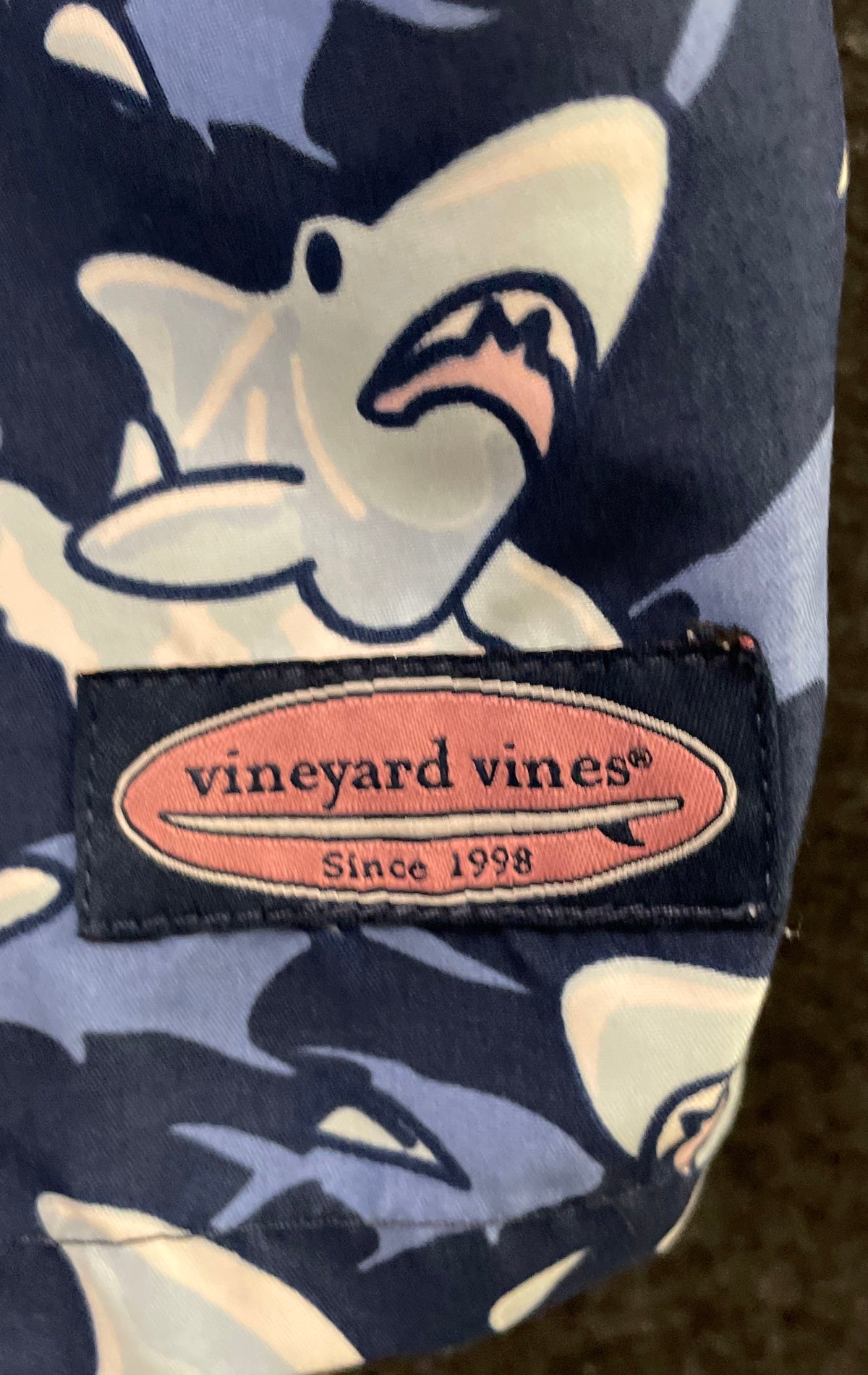 Vineyard Vines Men's Shark Print Swim Shorts Blue Sz XL