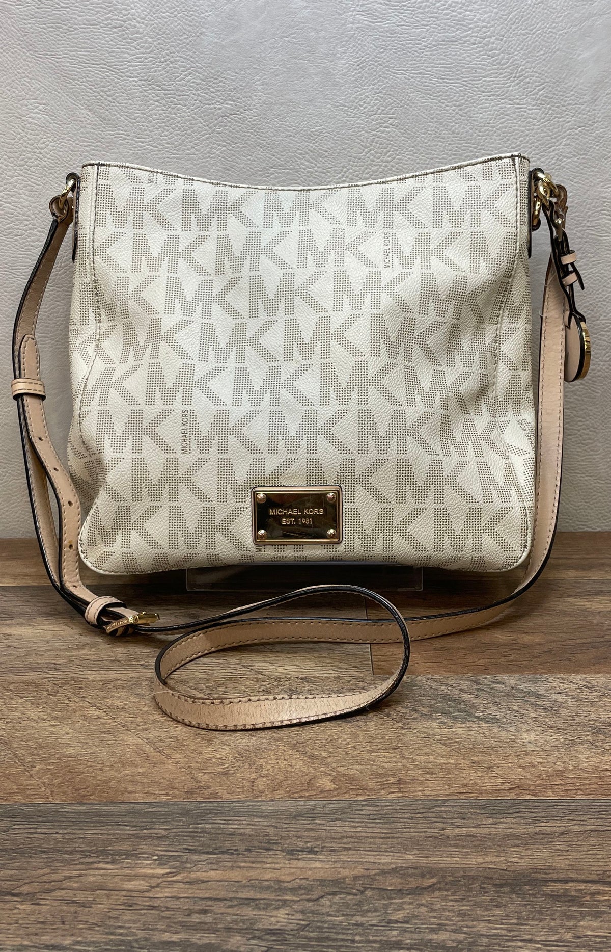Michael Kors Vanilla Signature Monogram Crossbody Bag Gold Hardware