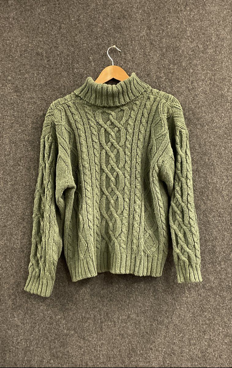 Vintage 90s Princeton Club Women's Sage Green Cable Turtleneck Sweater Sz L