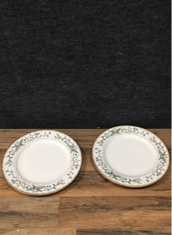 Lot of 5 Farberware Wellesley #486 Dinner Plates