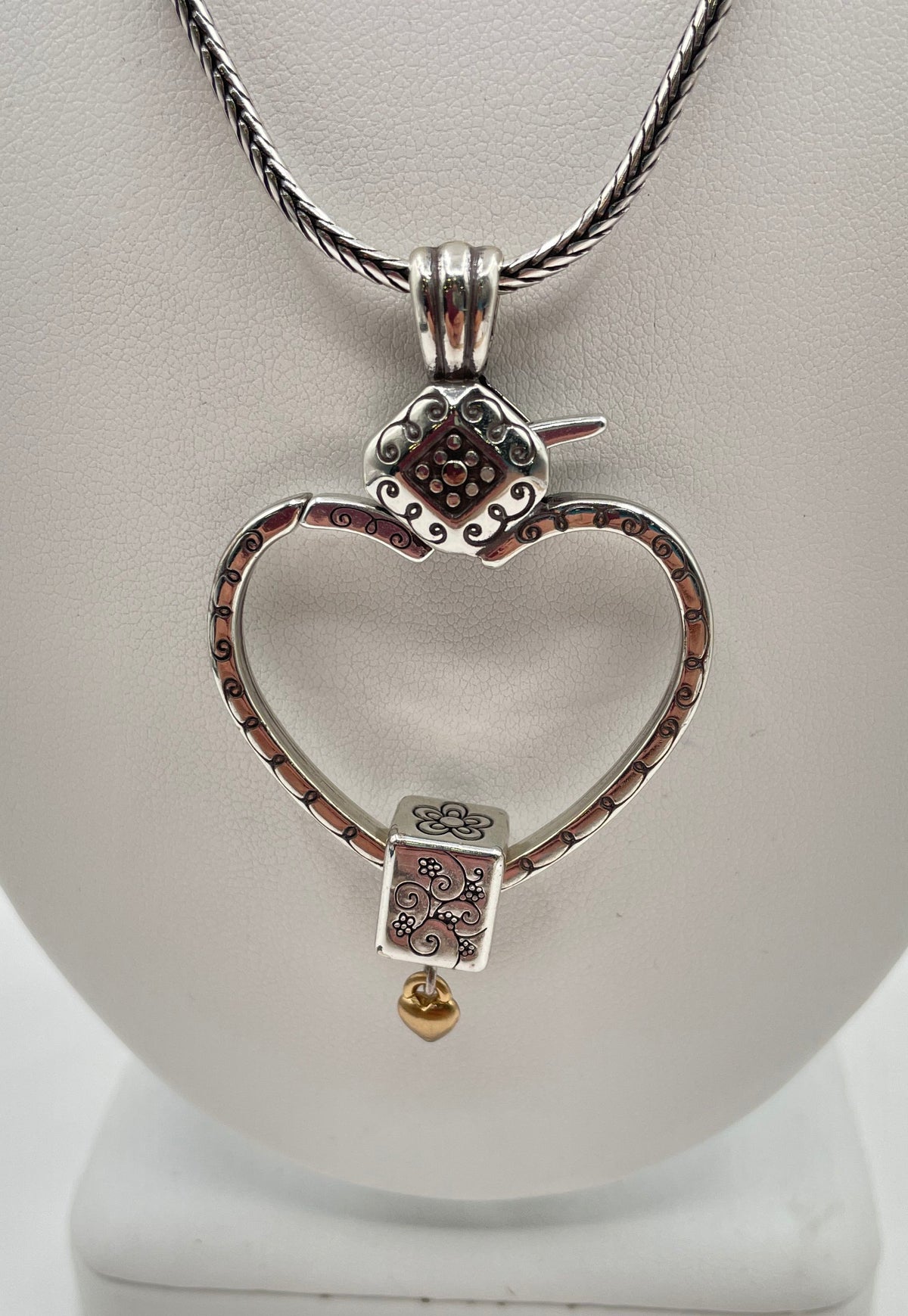 Brighton Silver Tone Squeeze Me Heart Lever Necklace W/ Two-Tone Charm 28g