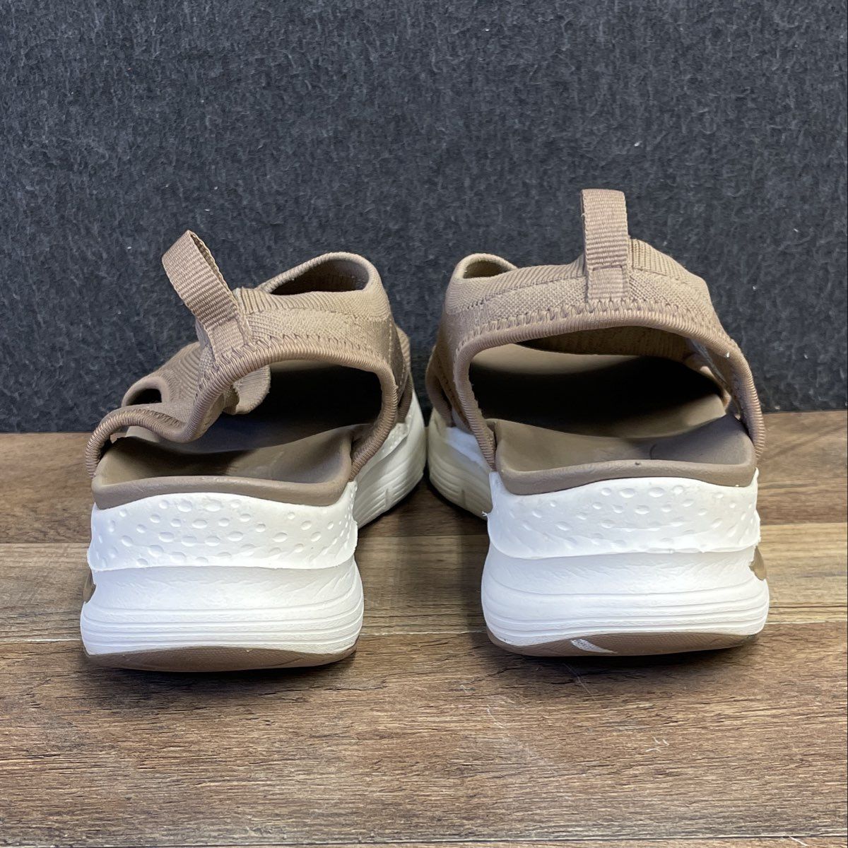 Skechers Arch Fit Sunshine My Life Mocha Knit Slingback Sandals Size 7