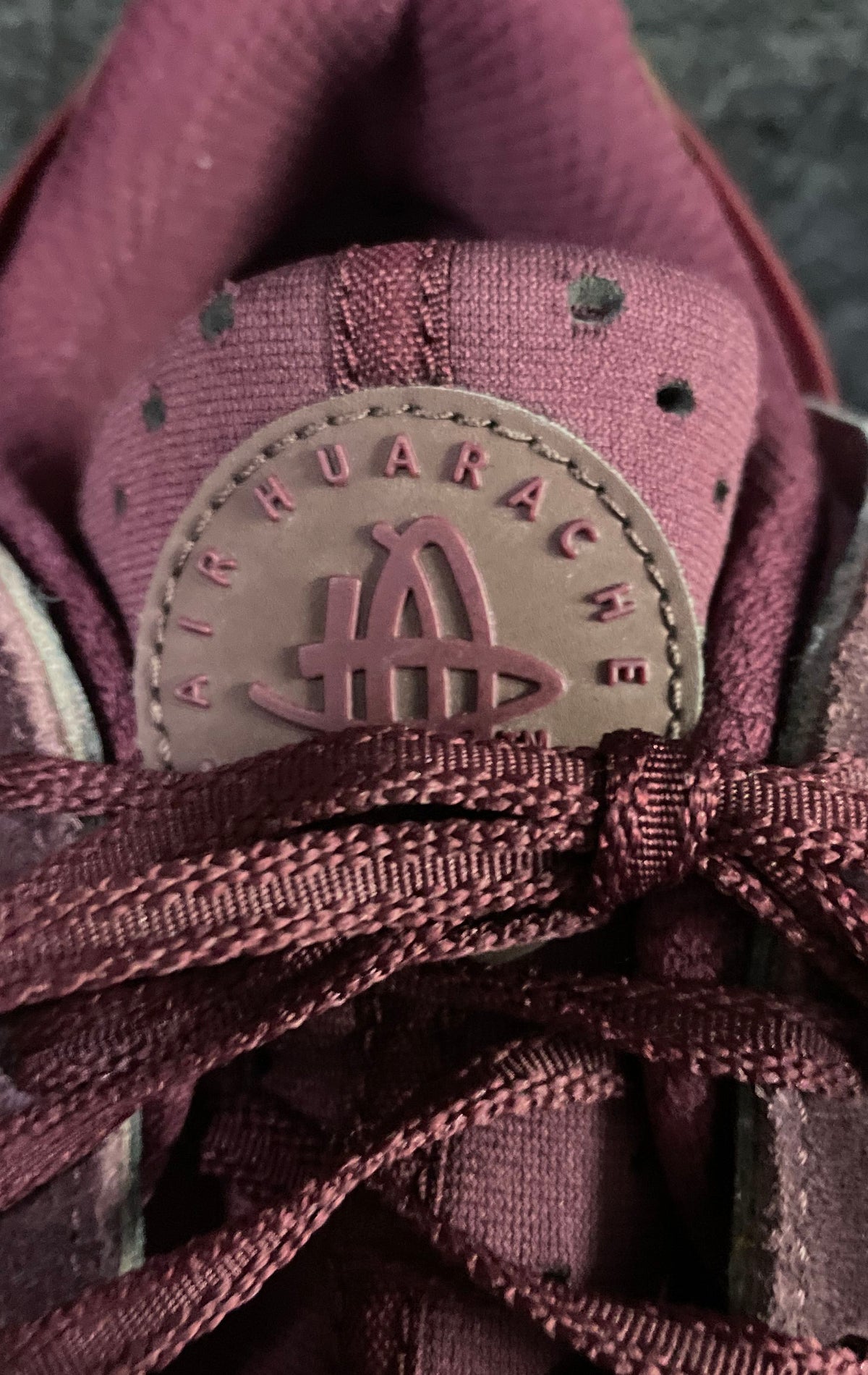 Nike Air Huarache Runner Night Maroon Burgundy Men's Sneakers Size 12