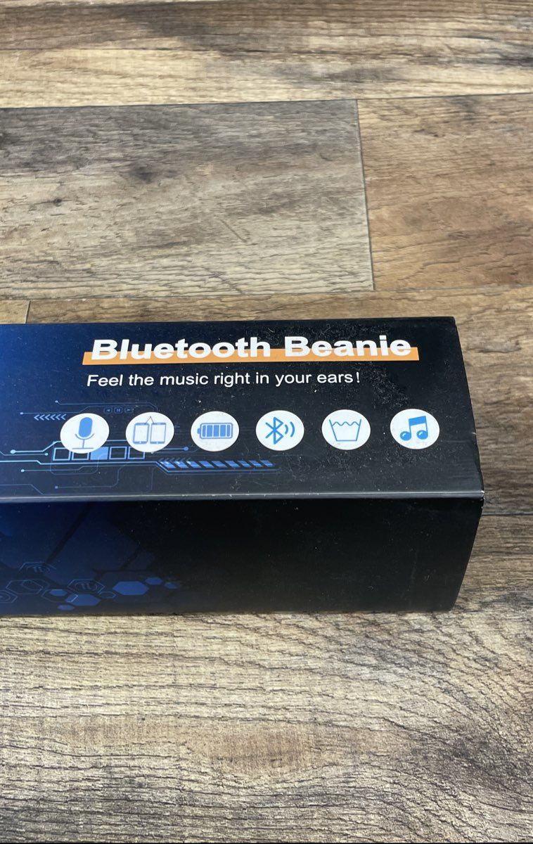 Rotibox Bluetooth Beanie Hat Wireless Headphones Cap Built-in Mic & Speakers