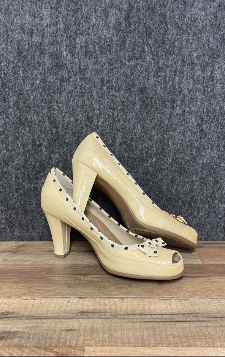Aerosoles Benefit Cream Yellow Polka Dot Peep Toe High Heels Vintage Size 8 M
