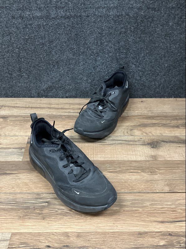 Nike Air Max Dia Triple Black Women's Sneakers Size 8.5 AQ4312-003
