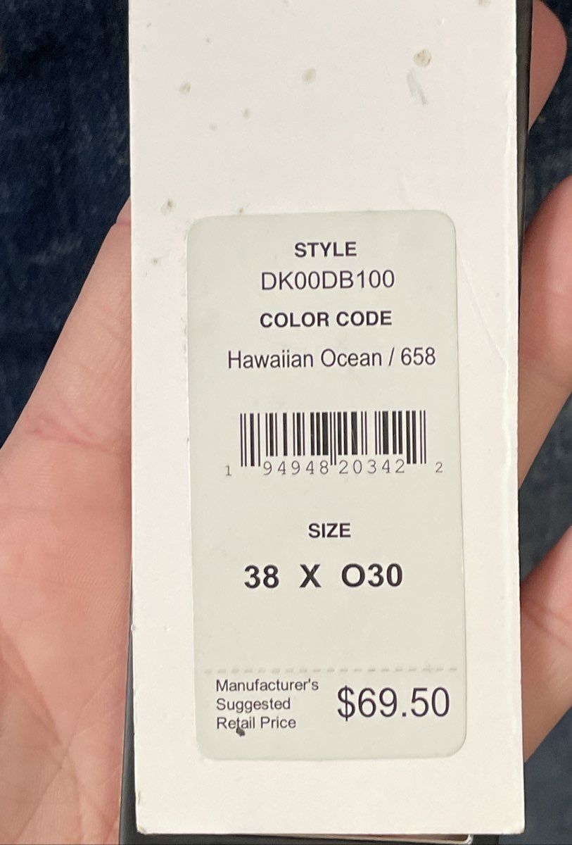 NWT DKNY Jeans Men's Bedford Slim Fit Blue Denim Jeans Size 38x30