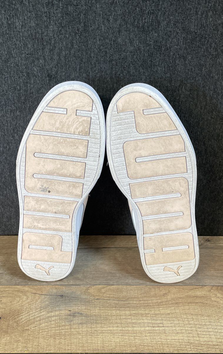 Puma Caven White Pink Women's Low Top Sneakers Size 10